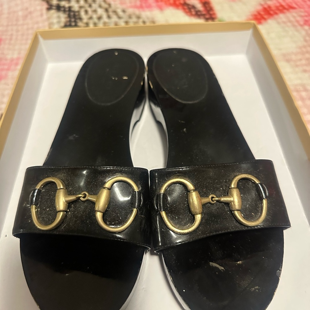 GUCCI Vinyl mules